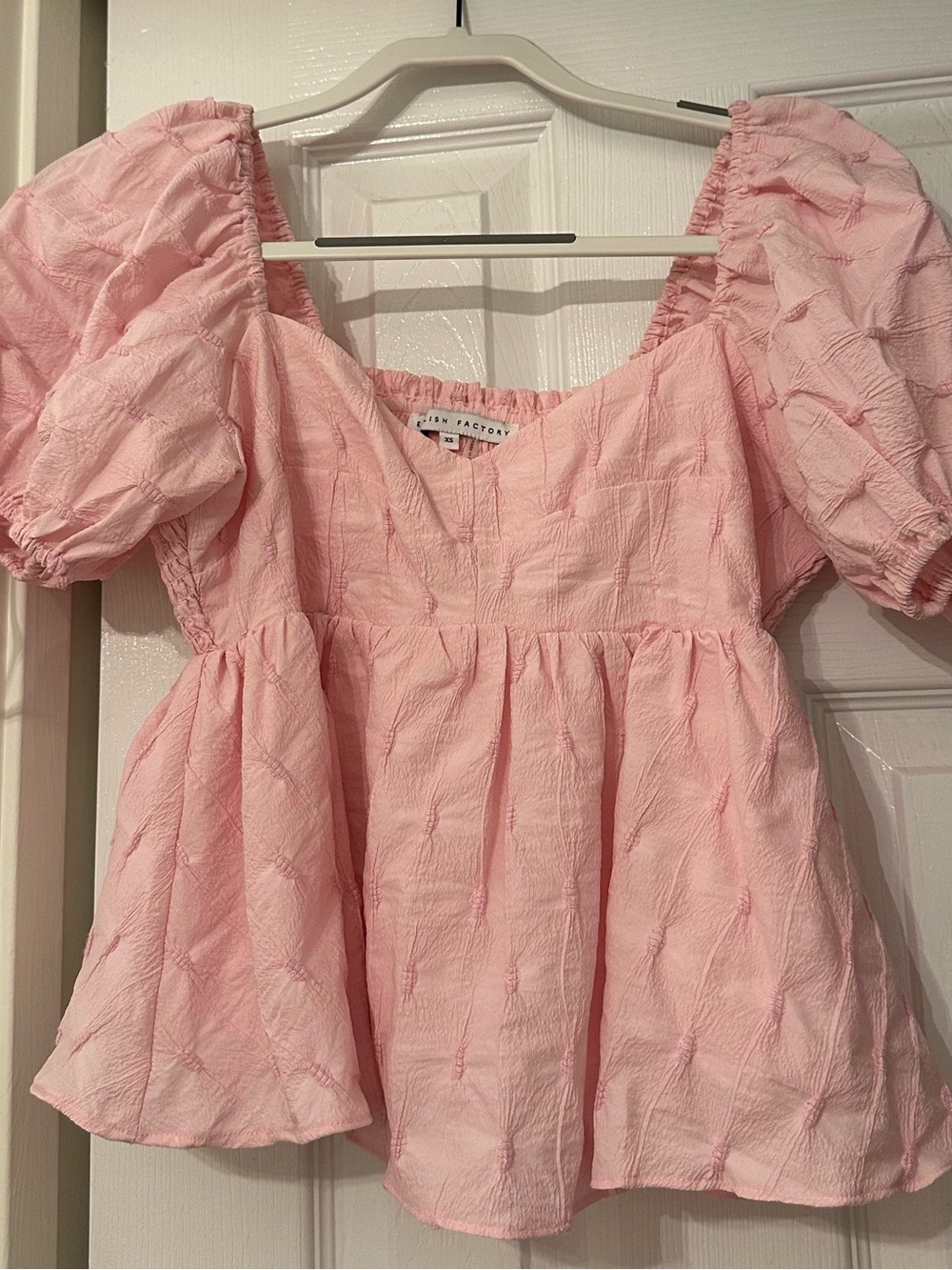 Never Worn English Factory Brand Pink Puff-Sleeve Peplum Top